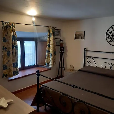 La Casa Di Eleonora Apartment *