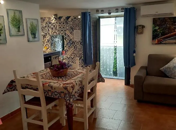 La Casa Di Eleonora * パレルモ